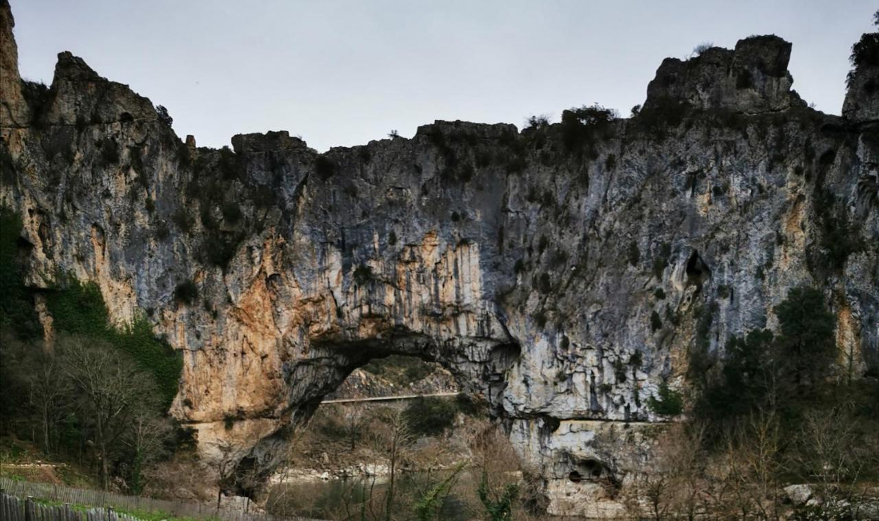 Hotel Le Ponson Aubenas Dış mekan fotoğraf