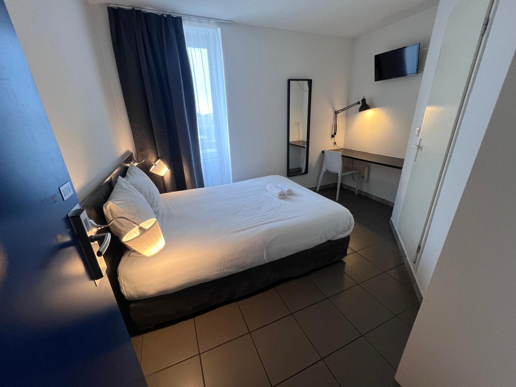 Hotel Le Ponson Aubenas Dış mekan fotoğraf