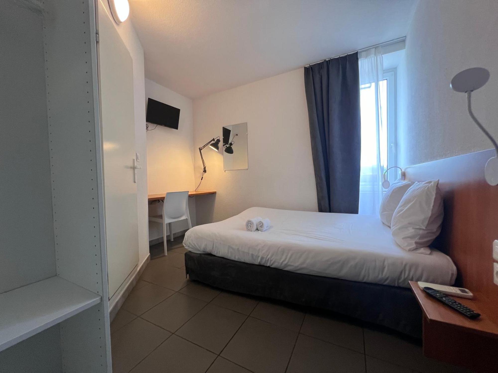 Hotel Le Ponson Aubenas Dış mekan fotoğraf