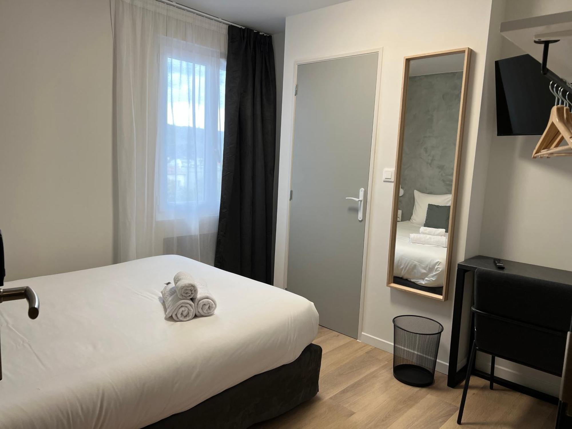 Hotel Le Ponson Aubenas Dış mekan fotoğraf